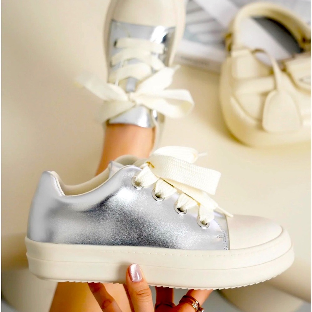 Heath...Low Top Sneakers